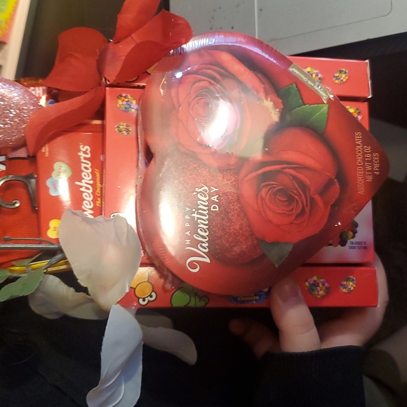 Bundle - Picture 1 of 1